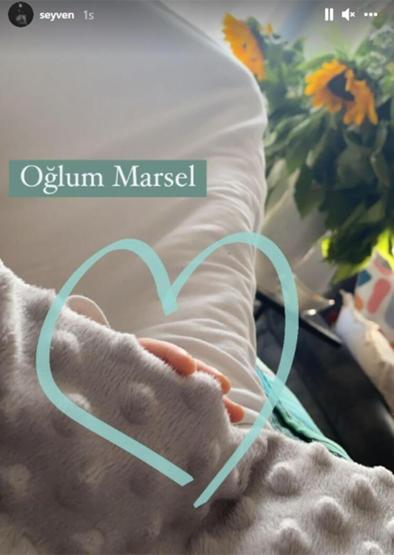 Selen Seyven anne oldu