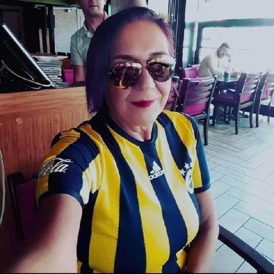Şarkıcı Efkariye hayatını kaybetti
