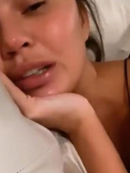 Chrissy Teigen kaybettiği bebeğini andı