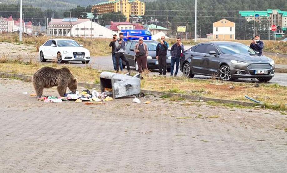 Gören telefonuna sarıldı İlçe merkezine indi