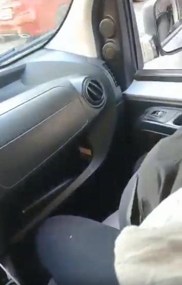 Trafikte doğum sancısı tuttu, imdadına polis yetişti