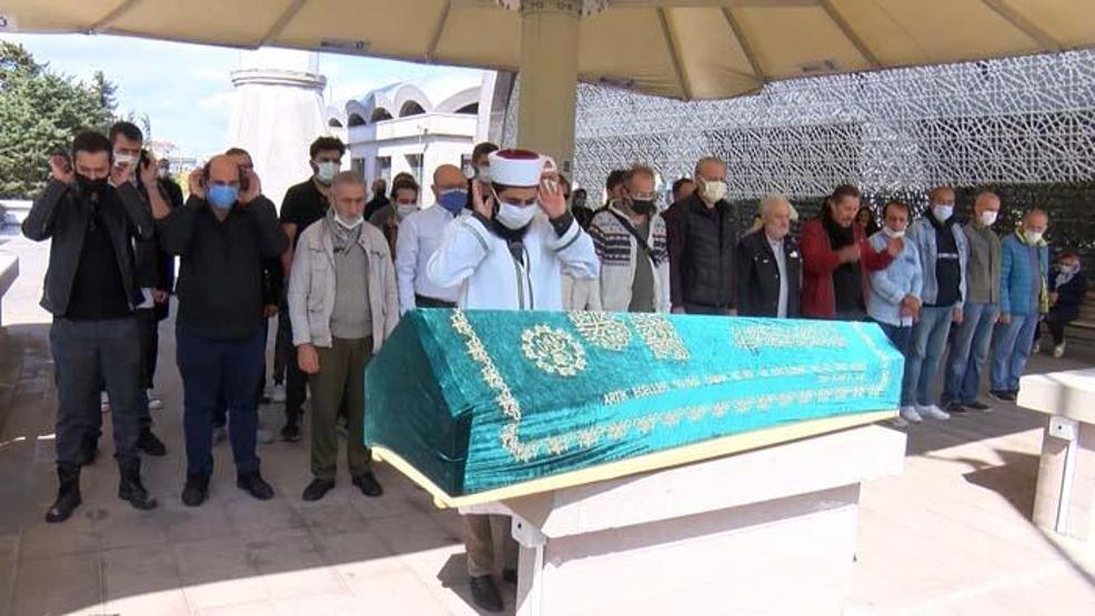 Usta oyuncu İlhan Daner son yolculuğuna uğurlandı