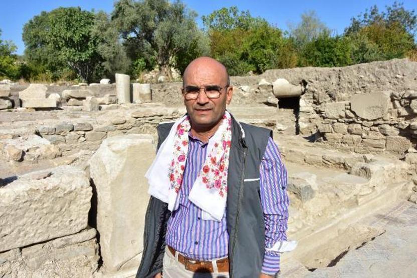 Stratonikeiada 1600 yıllık mozaikler gün yüzüne çıkarılıyor