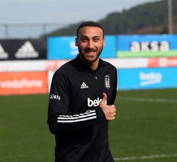 Son dakika... Cenk Tosun Beşiktaşa dönüyor