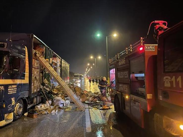 Kapıkule Sınır Kapısı yolunda yangın
