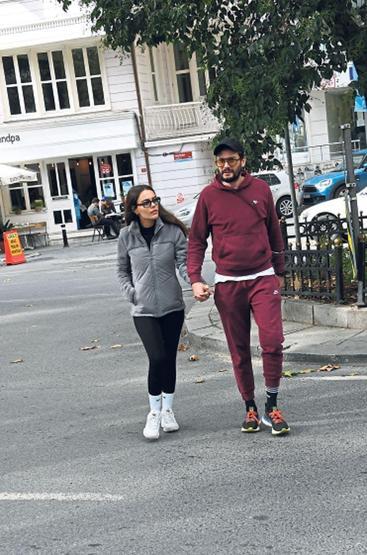 Özgü Kaya: Evlilik duyunca tüylerim diken diken oluyor