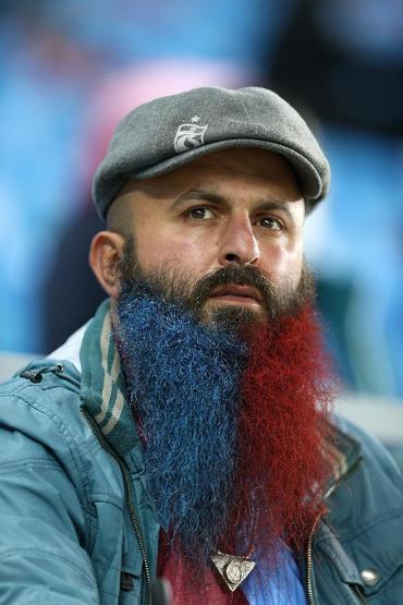 Trabzonspor tribünlerinden renkli görüntüler