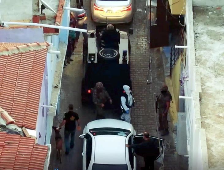 Torbacı operasyonlarında 18 tutuklama