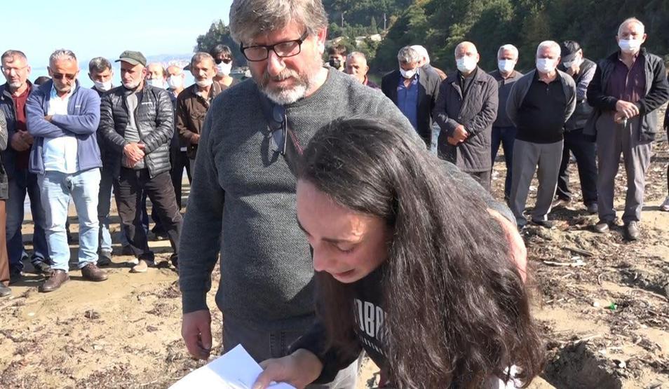 Çevreci ressamın basın açıklaması öncesi yanan evine ‘kundaklama’ şüphesi