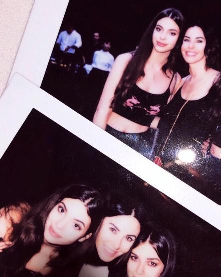 Derin Taludan Cadılar Bayramı pozu