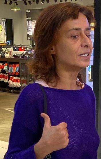 Yıldız Tilbe kıyafetiyle adından söz ettirdi