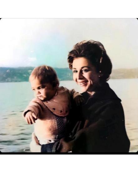 Billur Kalkavanın annesi hayatını kaybetti