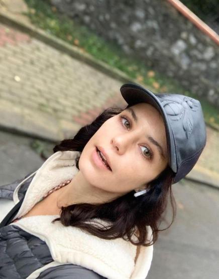 Beren Saatin değişimi hayranlarını ikiye böldü