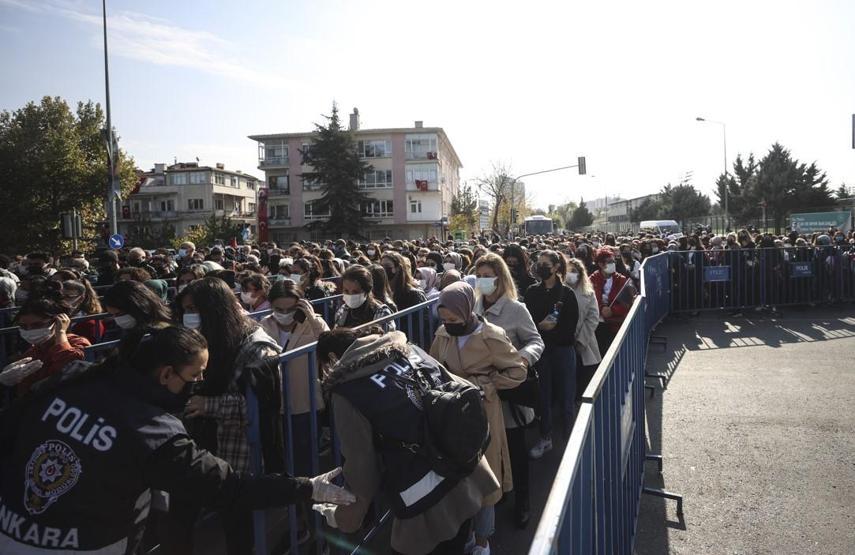 Cumhuriyetin 98inci yılında Anıtkabire ziyaretçi akını
