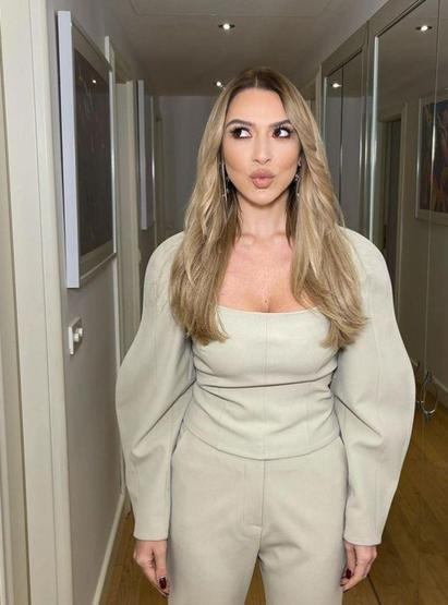 Hadise ve Mehmet Dinçerler, nikah yolunda ilk adımı attı