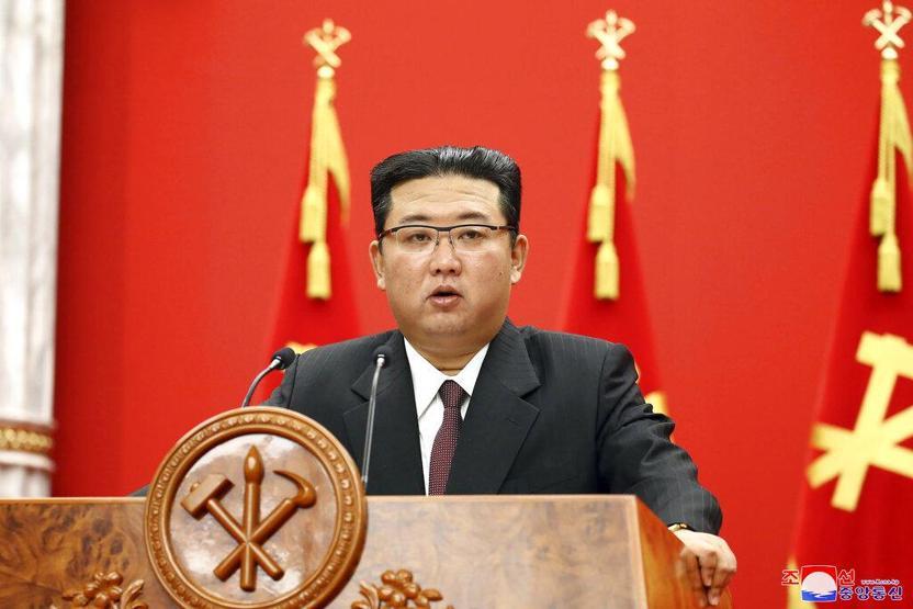 Kuzey Kore lideri Kim Jong-undan kıtlıkla mücadele için çağrı: Siyah kuğu yiyin