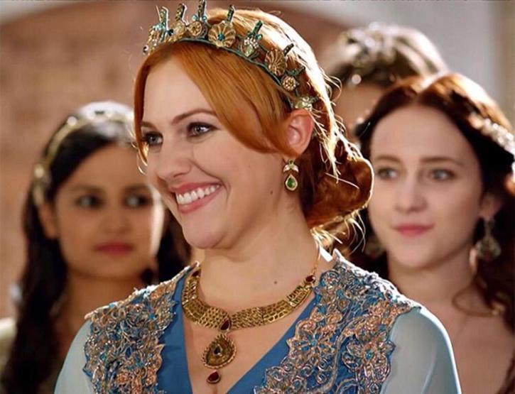 Muhteşem Yüzyılın yapımcısı Timur Savcıdan olay yaratan Meryem Uzerli açıklaması