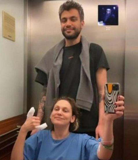 Farah Zeynep Abdullah aşka geldi Romantik pozlarını paylaştı