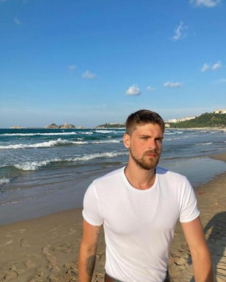 İdris Nebi Taşkan, Kıvanç Tatlıtuğa benzemeye çalıştığı şeklindeki iddialara cevap verdi