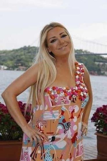 Gülşah Saraçoğlunun eski hali şok etkisi yarattı
