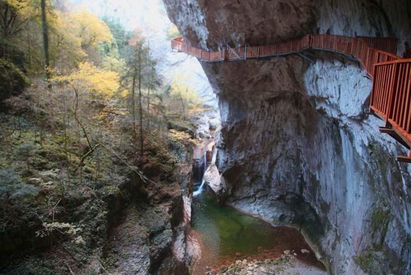 Horma Kanyonu ve Ilıca Şelalesi sonbahar renklerine büründü İçinizi ısıtacak kareler