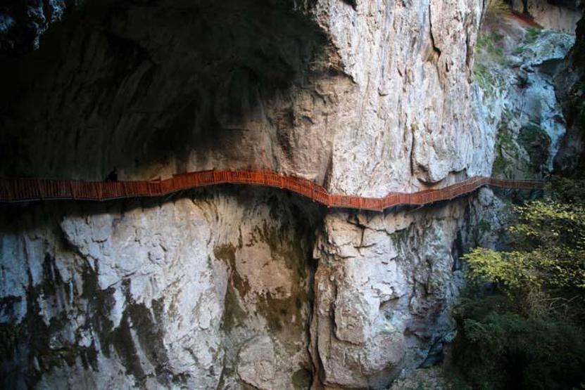 Horma Kanyonu ve Ilıca Şelalesi sonbahar renklerine büründü İçinizi ısıtacak kareler