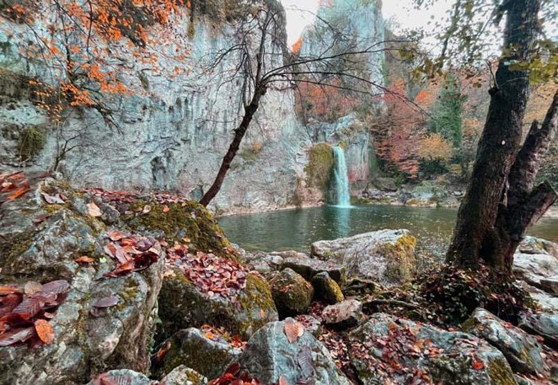 Horma Kanyonu ve Ilıca Şelalesi sonbahar renklerine büründü İçinizi ısıtacak kareler