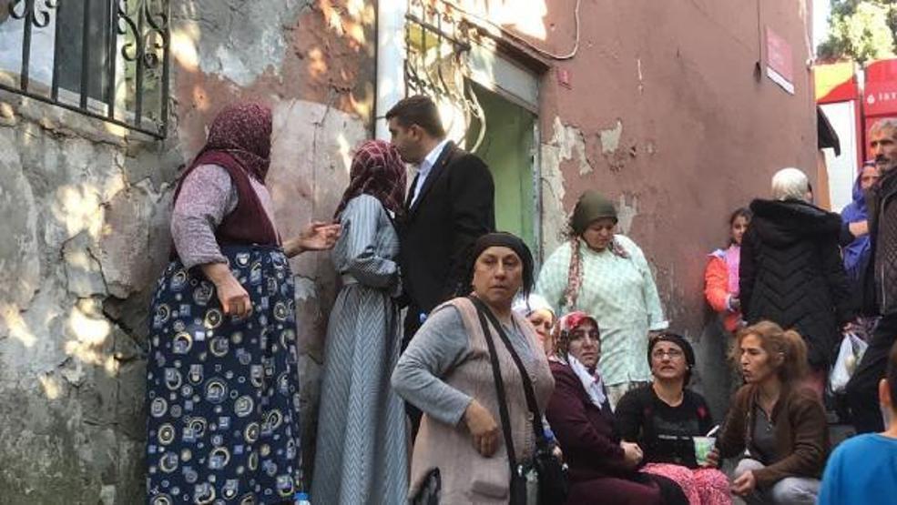 Beyoğlunda gelin damadın nikah günü evi yandı