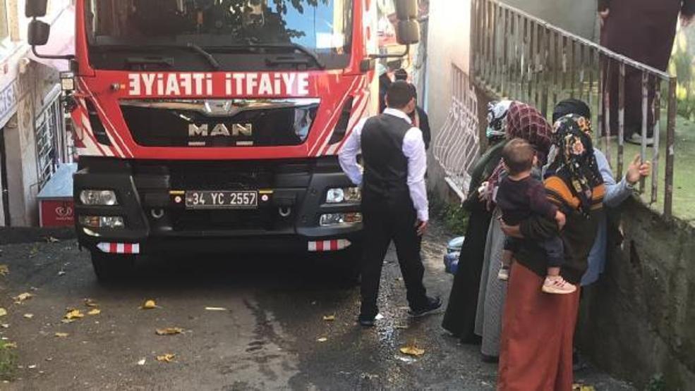Beyoğlunda gelin damadın nikah günü evi yandı
