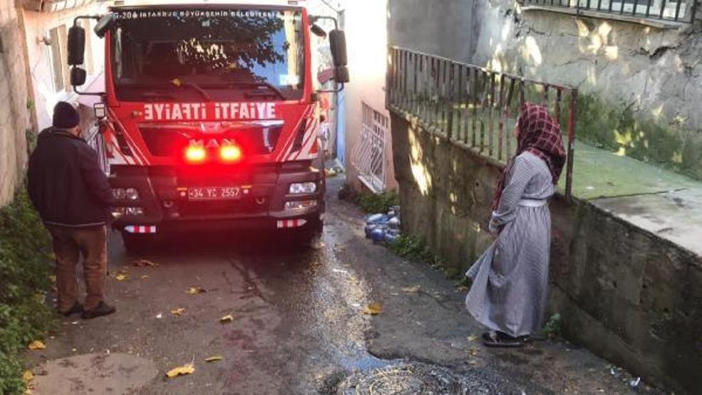 Beyoğlunda gelin damadın nikah günü evi yandı