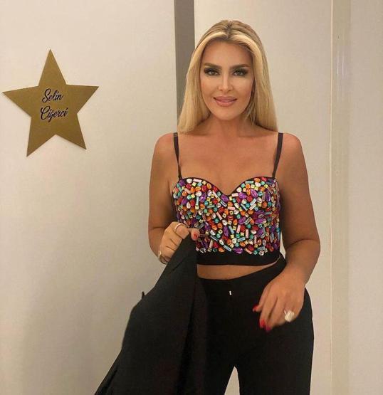 Selin Ciğerci hakkında çıkan aşk iddialarına yanıt verdi