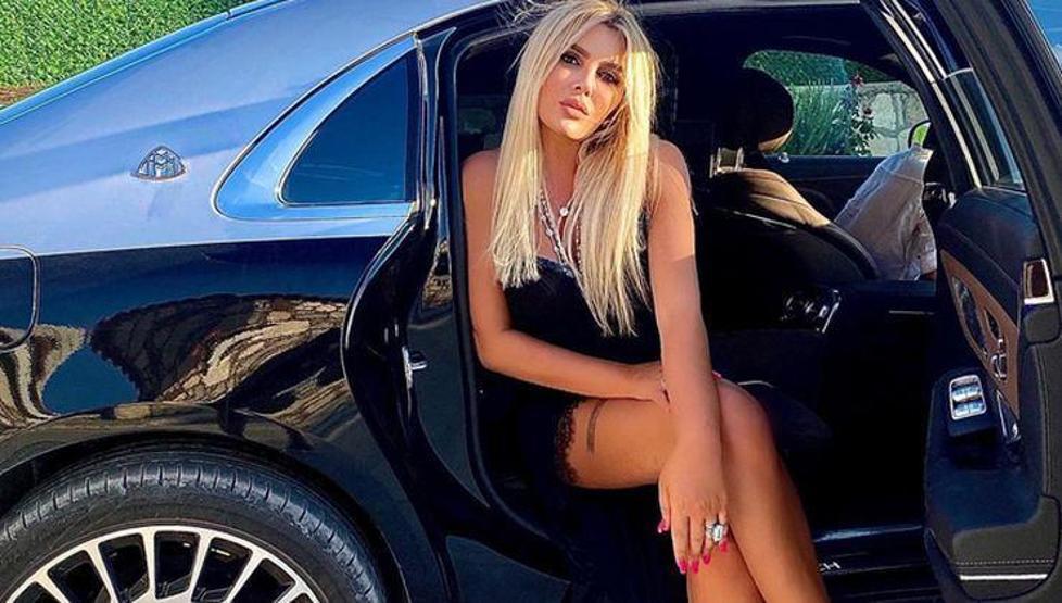 Selin Ciğerci hakkında çıkan aşk iddialarına yanıt verdi