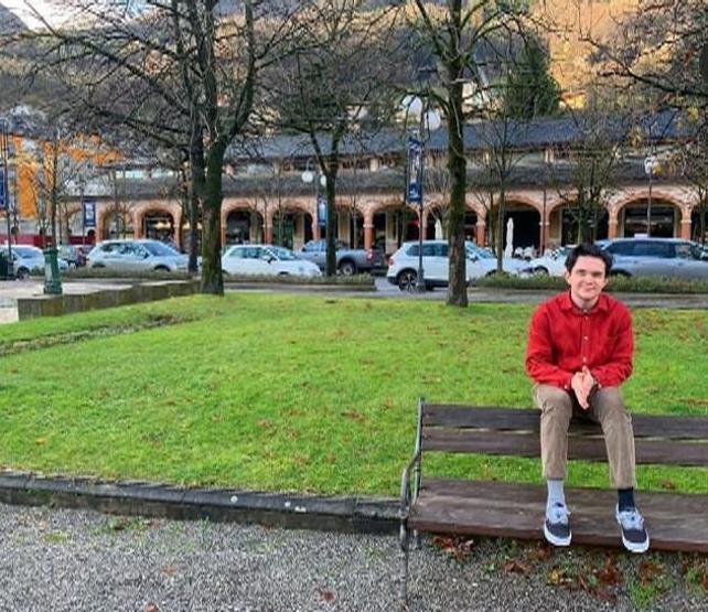 Vahşet sosyal medya paylaşımıyla ortaya çıktı: Anne ve babasını öldürüp intihar etti