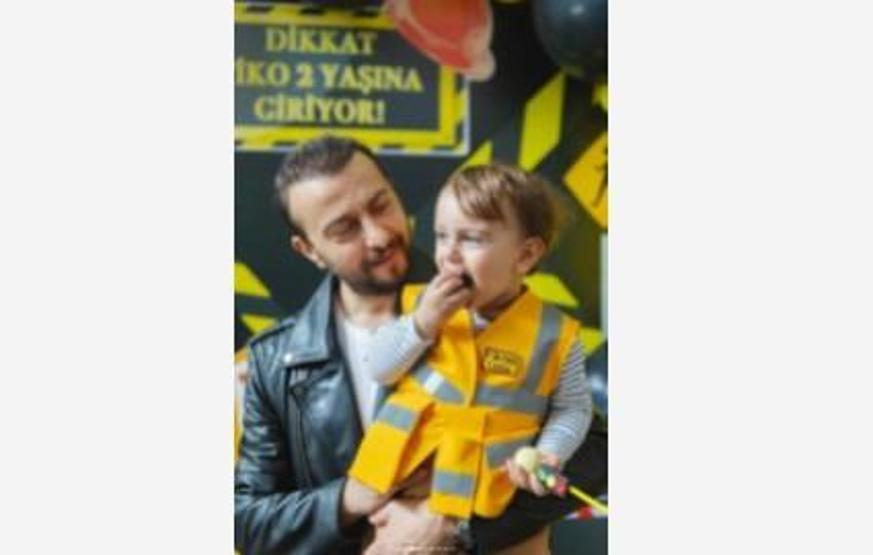 Hazal Kaya-Ali Atay çiftinin oğulları Fikret Ali iki yaşında