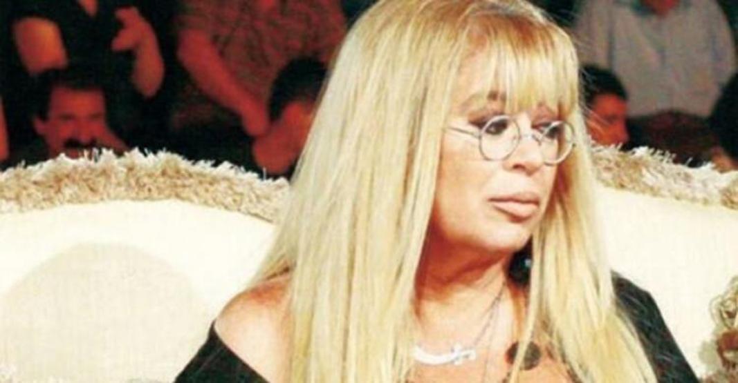 Zerrin Özer’i yıkan ölüm Sosyal medyadan duyurdu