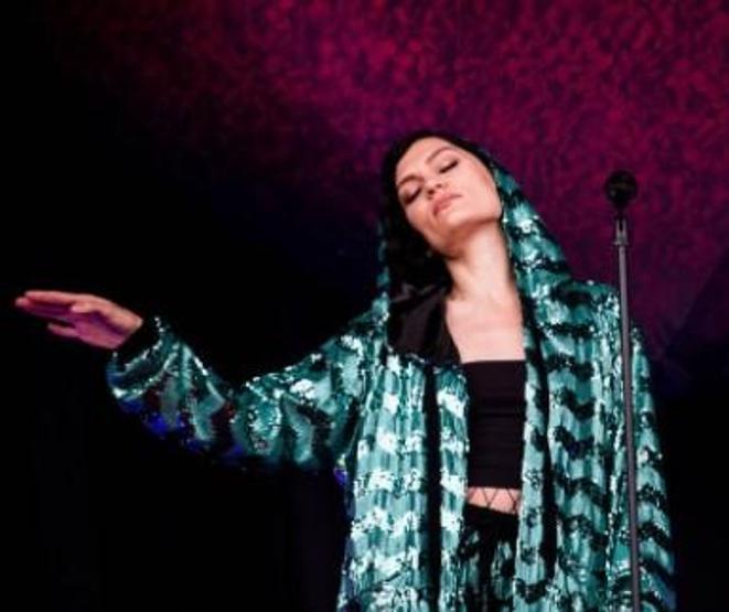 Pop yıldızı Jessie J düşük yaptığını açıkladı