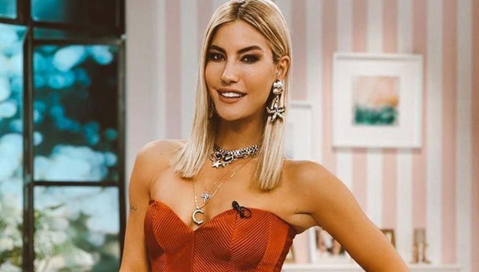 Çağla Şıkel görüntü vermemek adına büyük çaba sarf etti