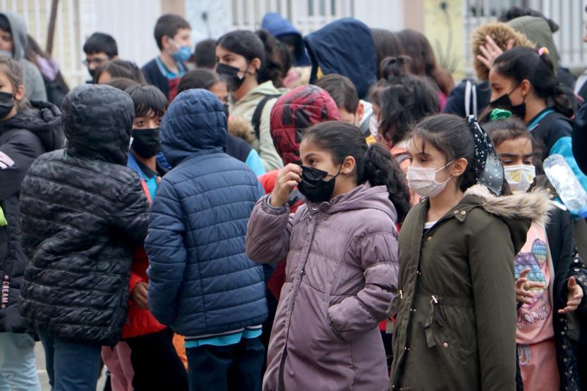 Çocuklarda gribal enfeksiyon arttı, okullarda mutlaka maske takılmalı