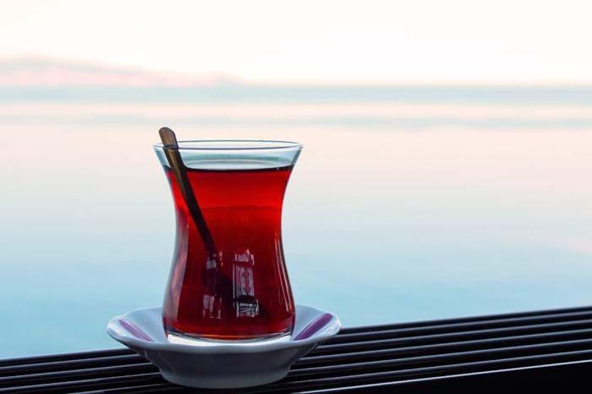Türk halkı en çok çay mı kahve mi tüketiyor