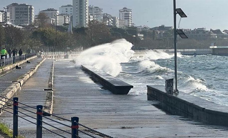 Lodos kabusu geri geliyor Uzmanlardan çatı uyarısı