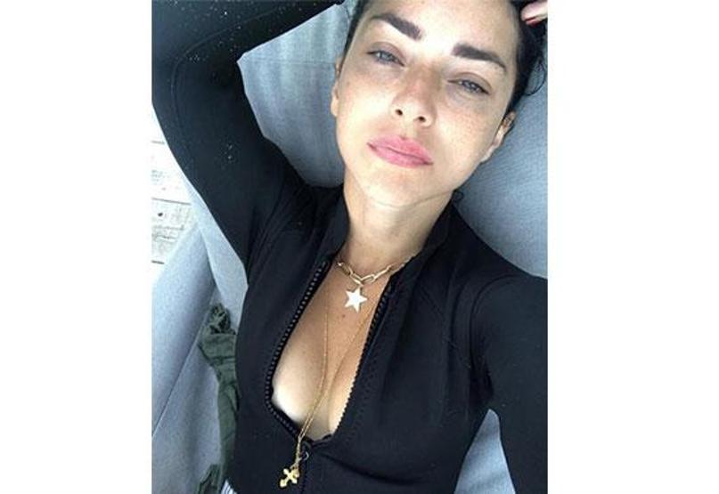 Merve Boluğur makyajsız fotoğrafını paylaştı