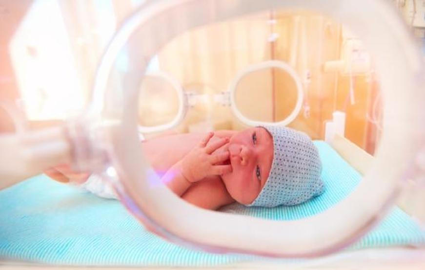 Prematüre retinopatisi; taranan her 4 bebekten 1’inde görülüyor