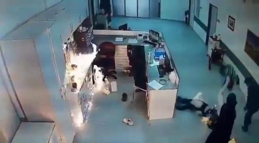 Acil serviste dehşet dolu anlar Böyle görüntülendi