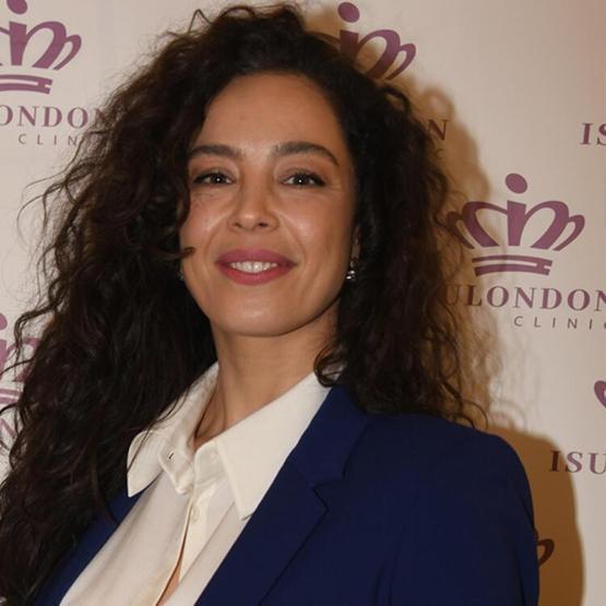 Azra Akın herkesin son dönemde birbirine benzediğini söyledi