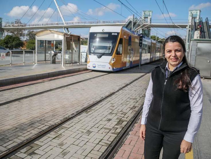 Kadın vatmanların en büyük korkusu: Dikkatsiz yayalar