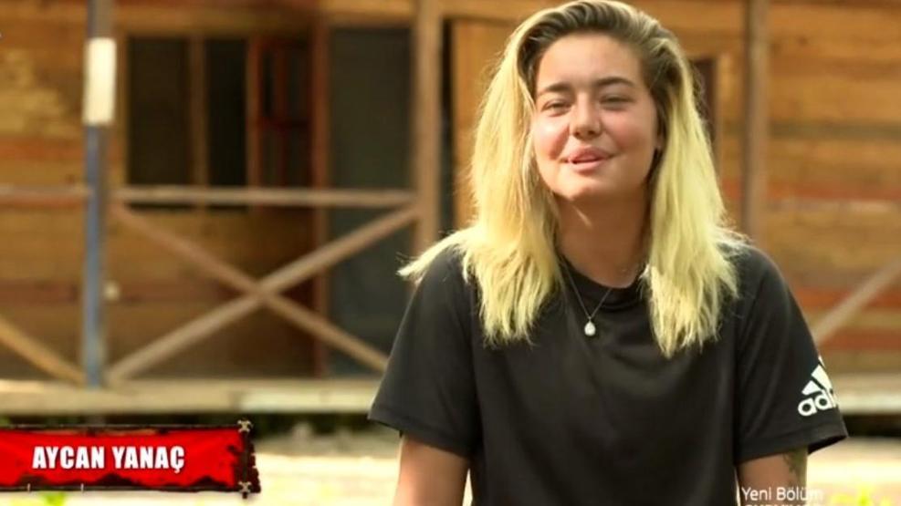 Survivor’a katılacak olan Aycana takım arkadaşlarından destek