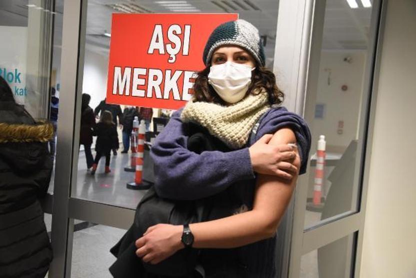 Hastanelerde hatırlatma dozu kuyruğu