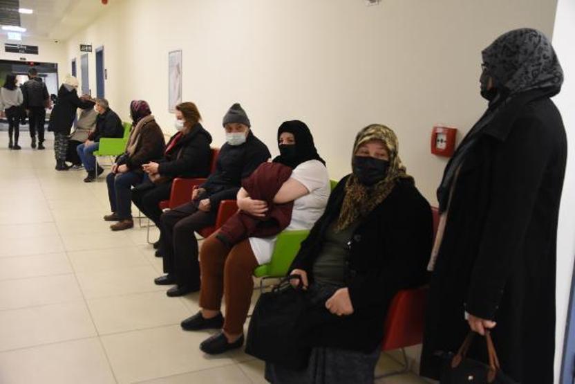 Hastanelerde hatırlatma dozu kuyruğu