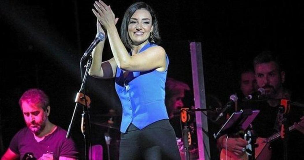 Sevcan Orhan takipçilerini geçmişe götürdü