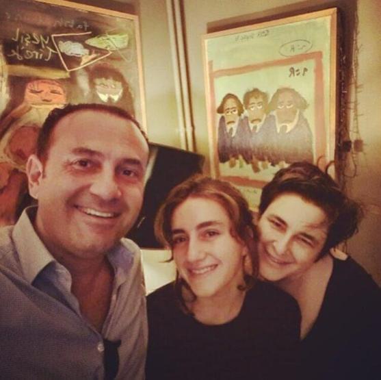 Esra Dermancıoğlu kızı Refiayı balonlarla karşıladı